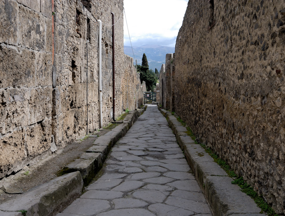 Pompei, Querstrasse der Via dell`Abbondanza.