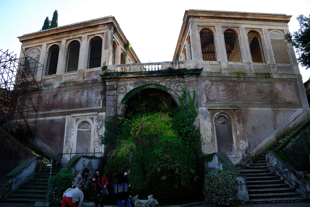 Forum Romanum, Farneschische Pavillons, gehören eigentlich noch zum Palatin...