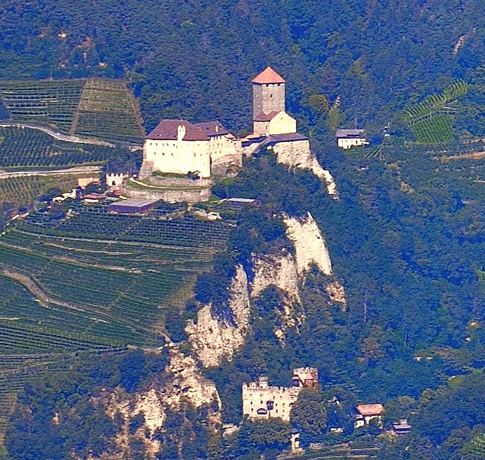 Schloss Tirol bei Meran...