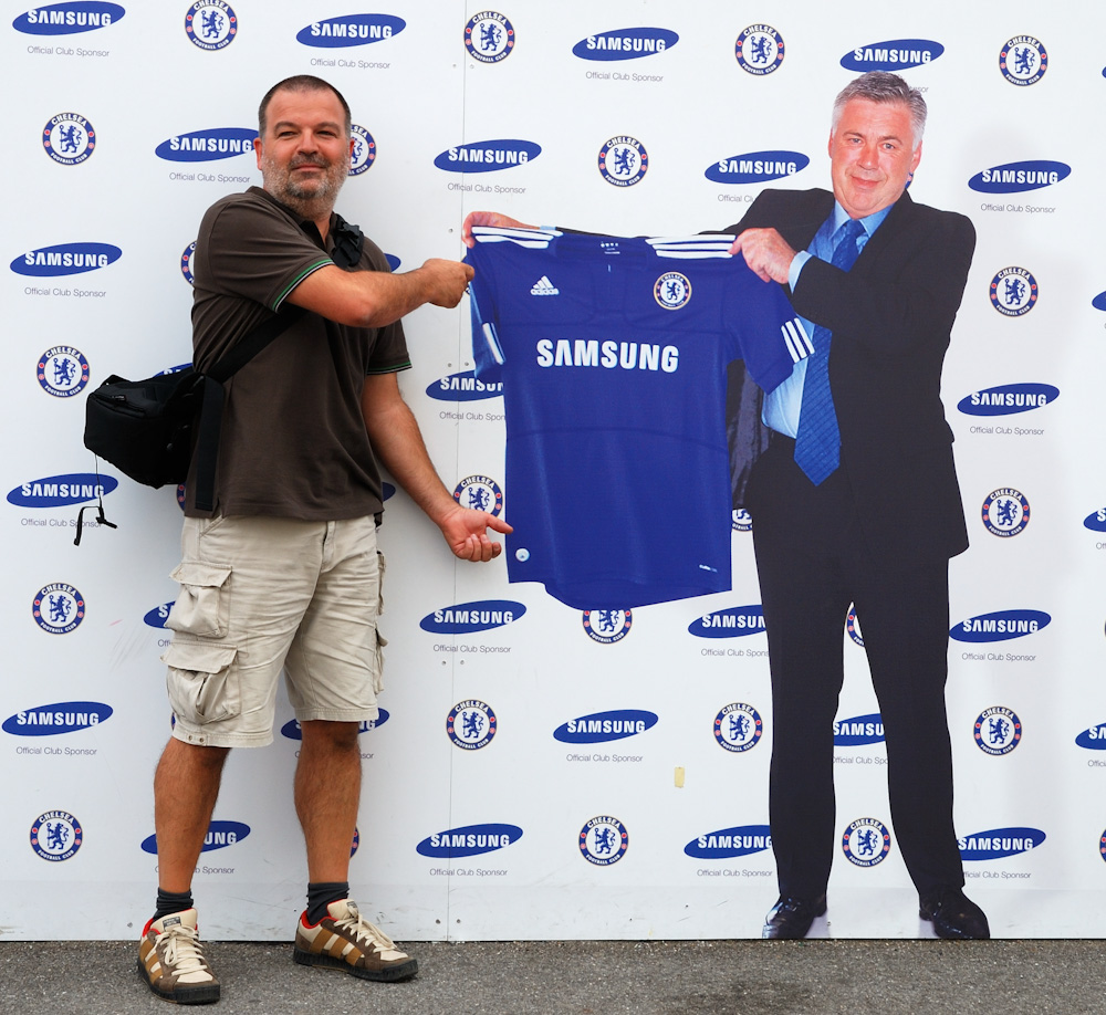Als treuer Fan ist natürlich ein Besuch an der Stamford Bridge (Chelsea FC) ein muss, aber das Carlo mich für diese Saison doch noch verpflichtet, damit habe ich nicht mehr gerechnet...;-)