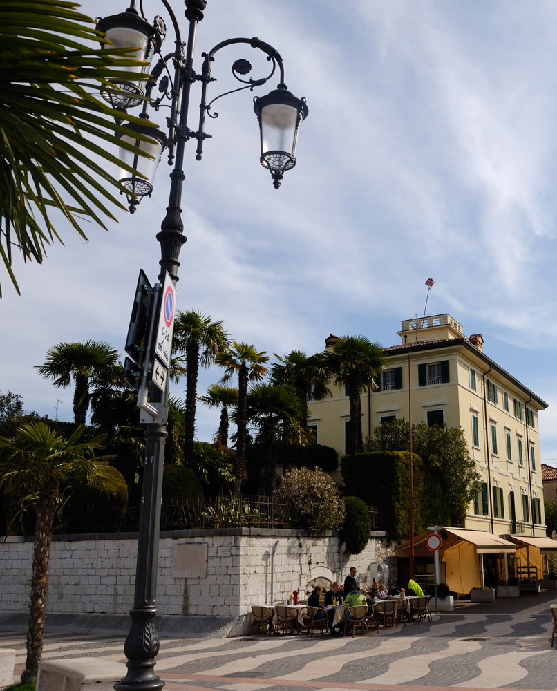 Lazise, Promenade