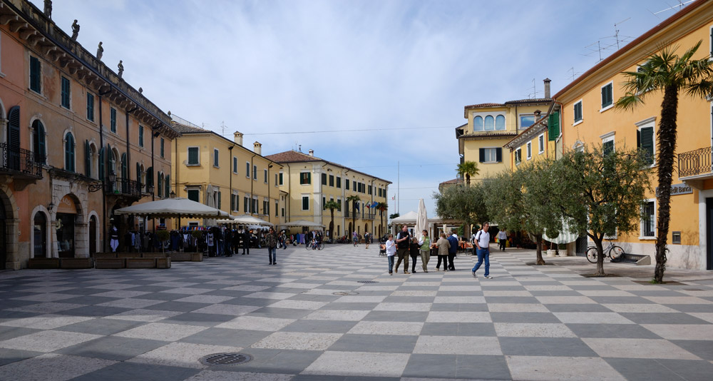 Lazise, Piazza Vittorio Emanuele