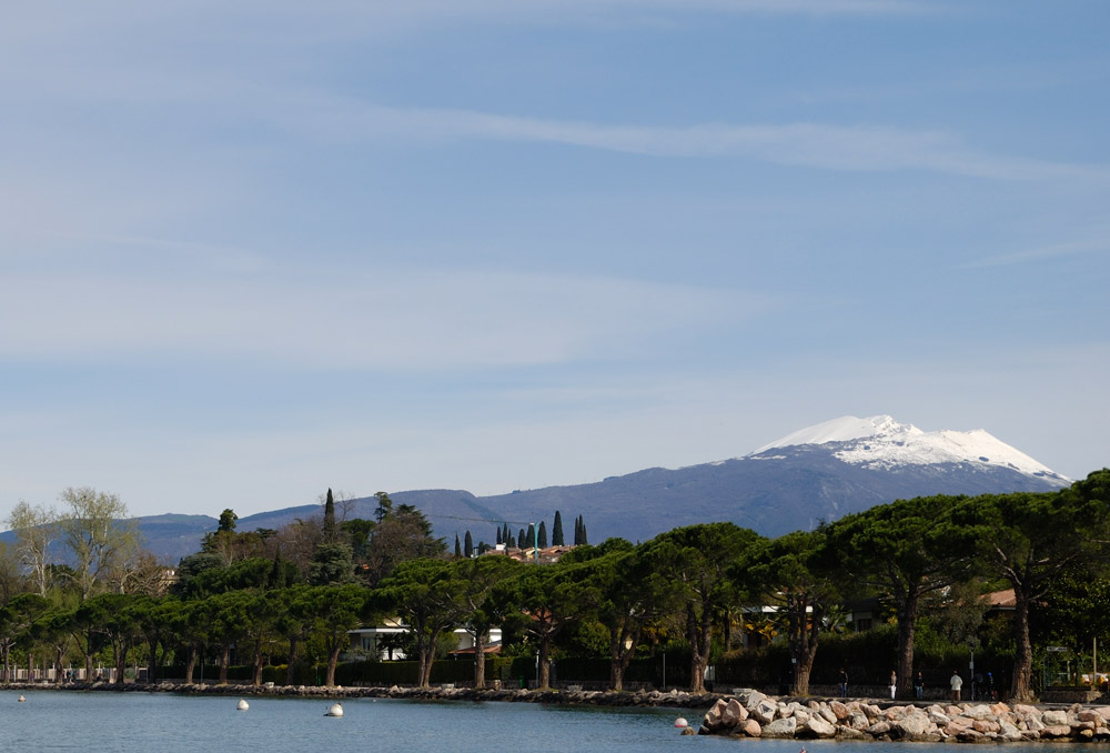 Lazise, Blick zum Monte Baldo