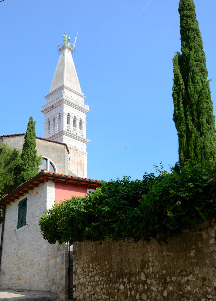 Rovinj, Basilika der Heiligen Euphemia, der Glockenturm.