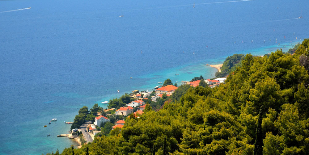 ...Blick nach Kuciste dem Surferparadies von Kroatien...