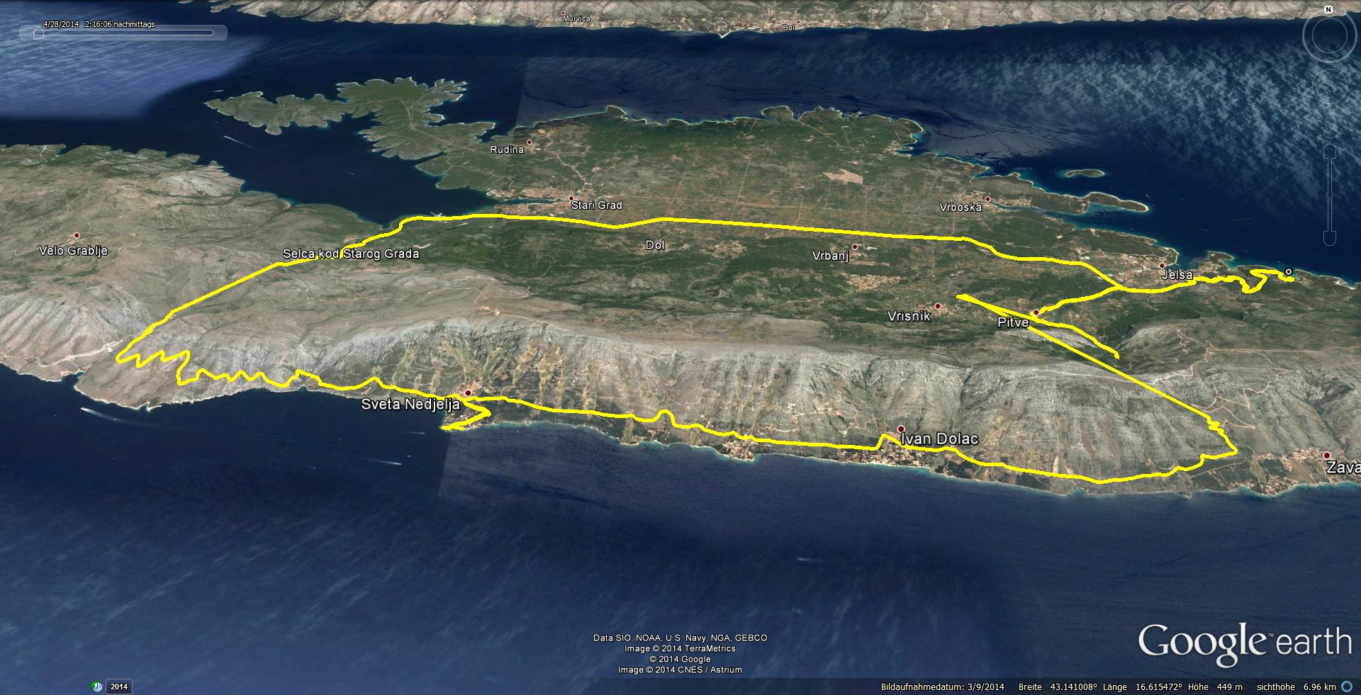 28.4. Der Wetterbericht meint: Heiter bis wechselhaft, also ausreichend für eine Motorradtour entlang der Südseite der Insel Hvar. 53 km Strecke, grossteils auf Schotter liegen vor uns, also los!...