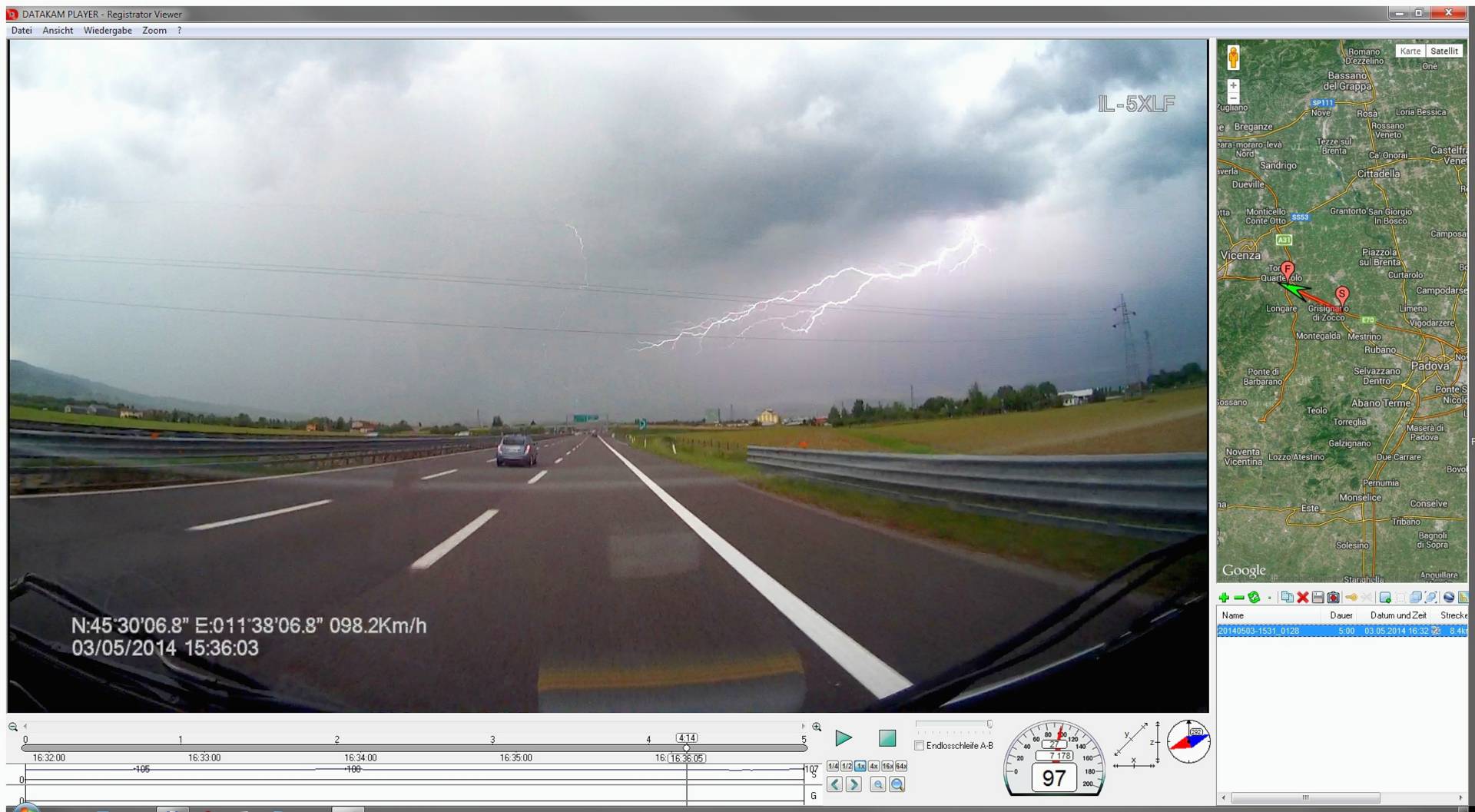 ....und eine haben wir noch, Blitz, die Dritte! Wieder (Gott sei Dank!) alles hagelfrei überstanden...