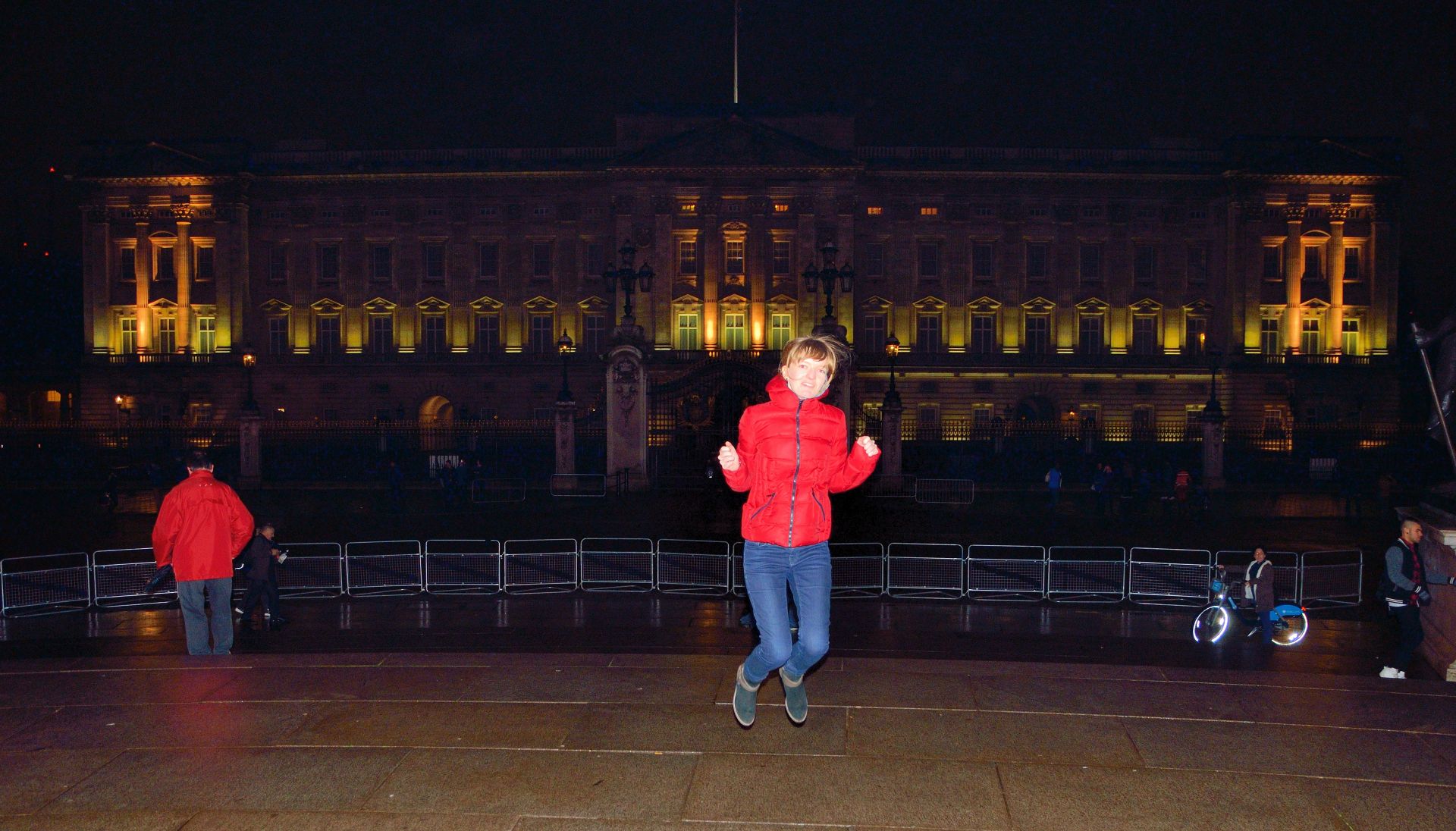 London, Buckingham Palace...