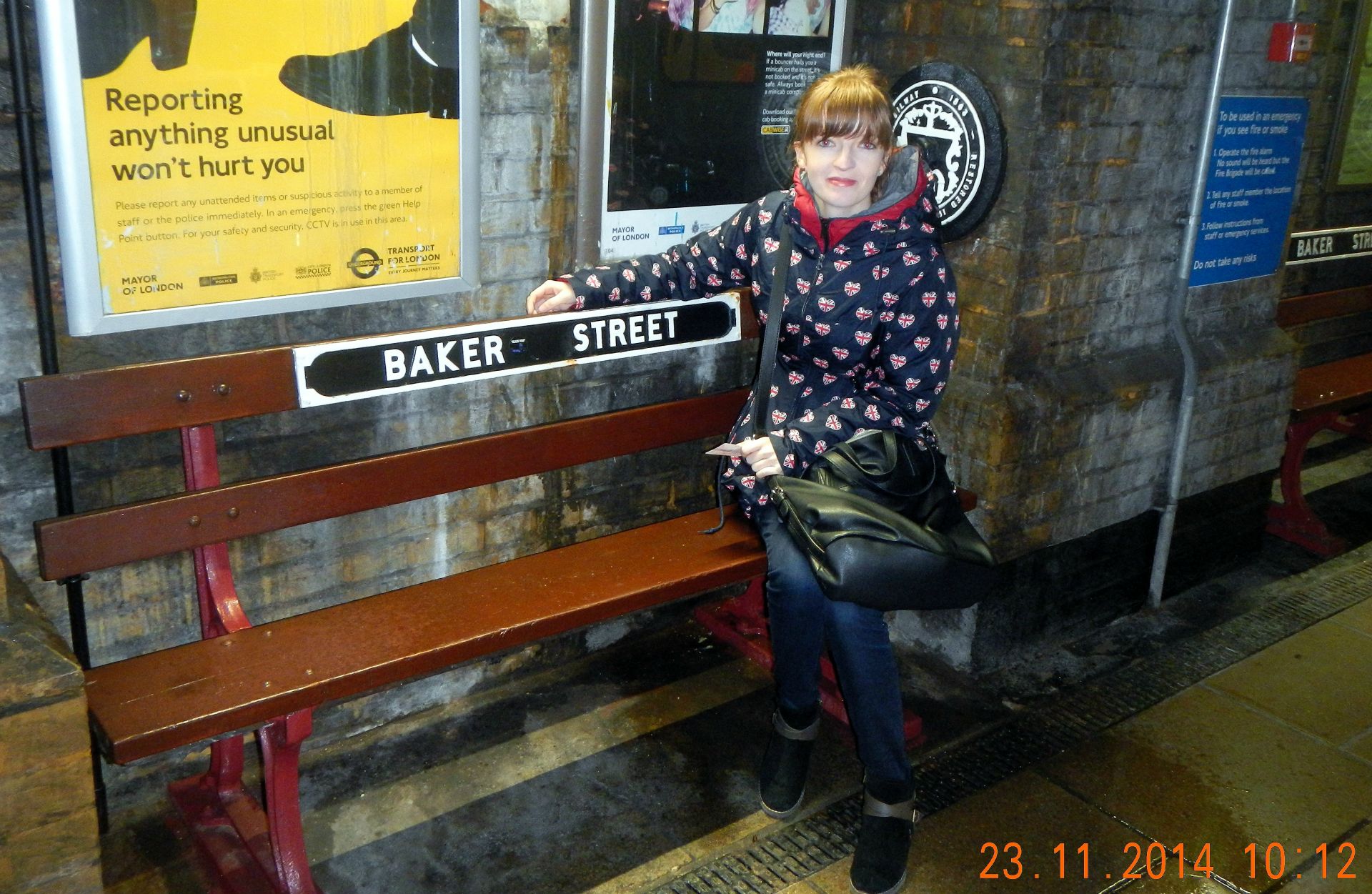 Nina in der weltberühmten Baker Street....