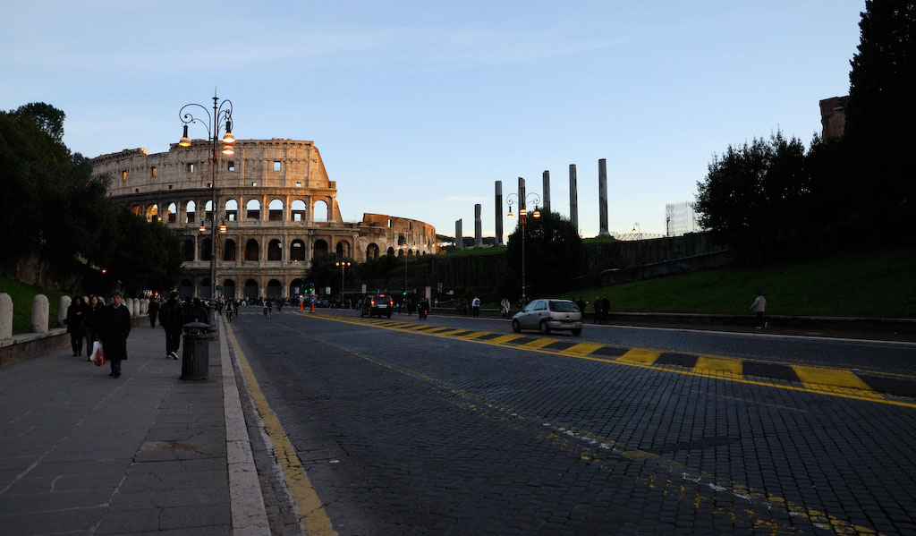 Via dei Fori Imperiali Richtung Kolloseum