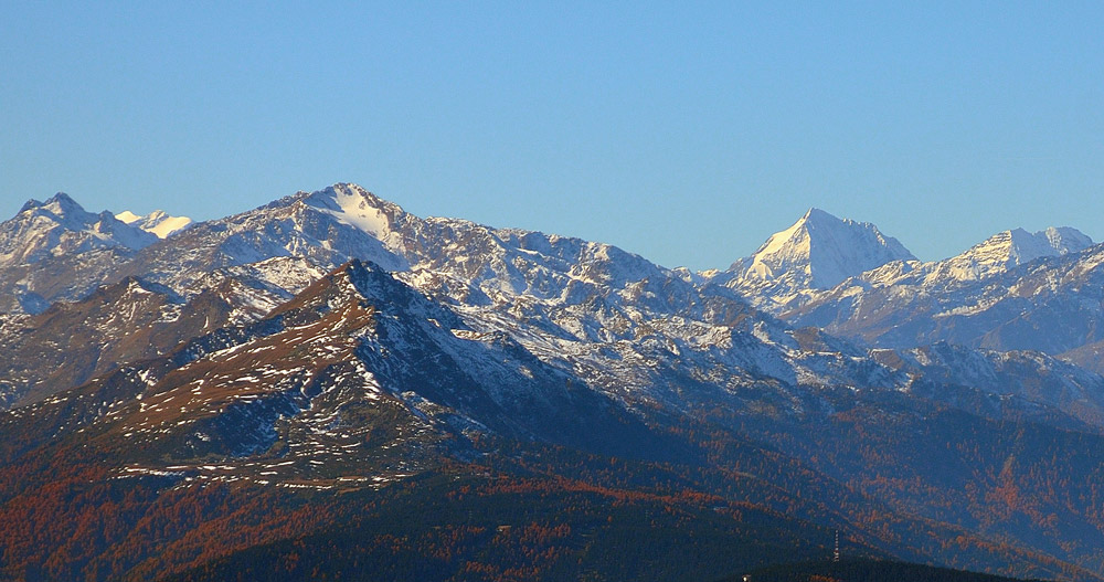 ...halbrechts die Wilde Kreuzspitze (3134 m) östlich von Sterzing...