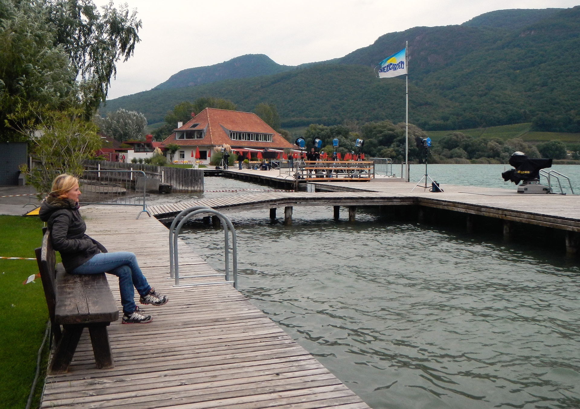 Am Kalterer See wird das Wetter noch ungem�er. Es wird kalt und windig...