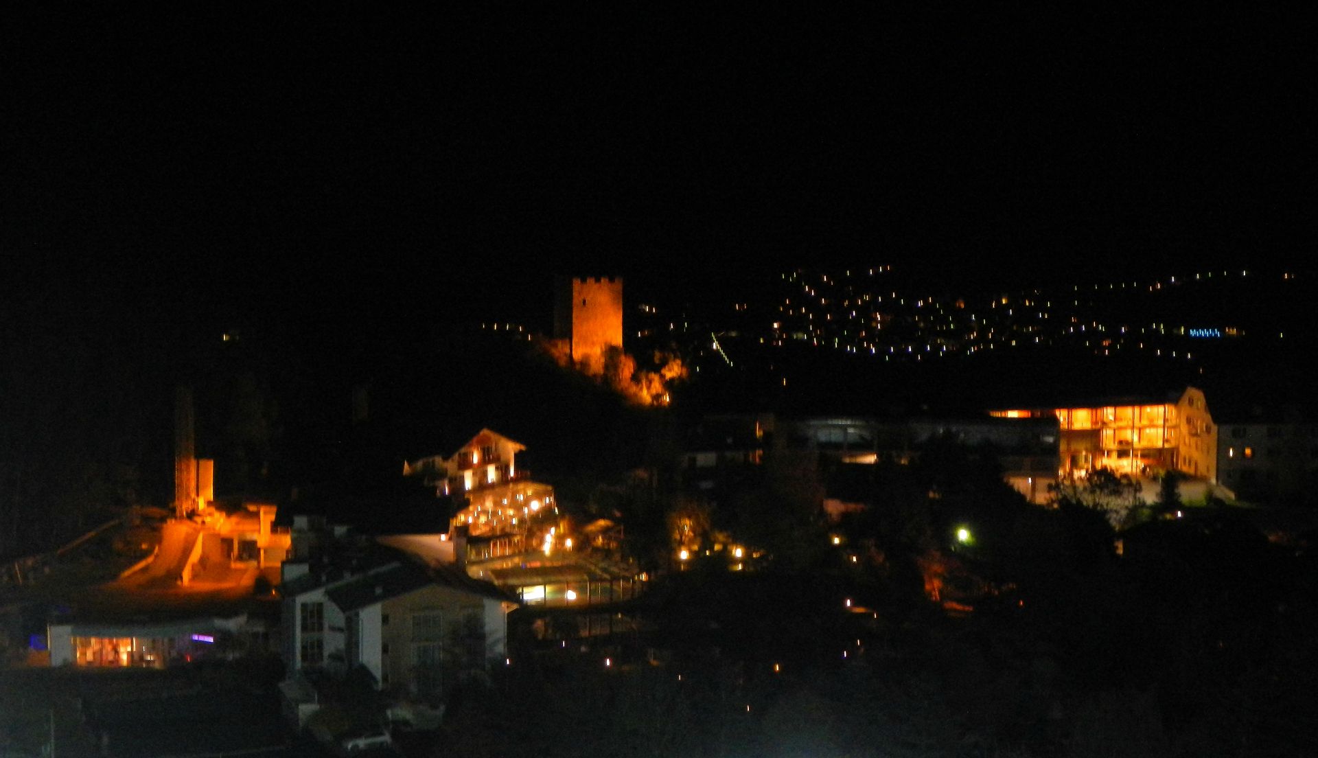 Am Abend fahren wir zum Bauern am Stein oberhalb von Völlan...