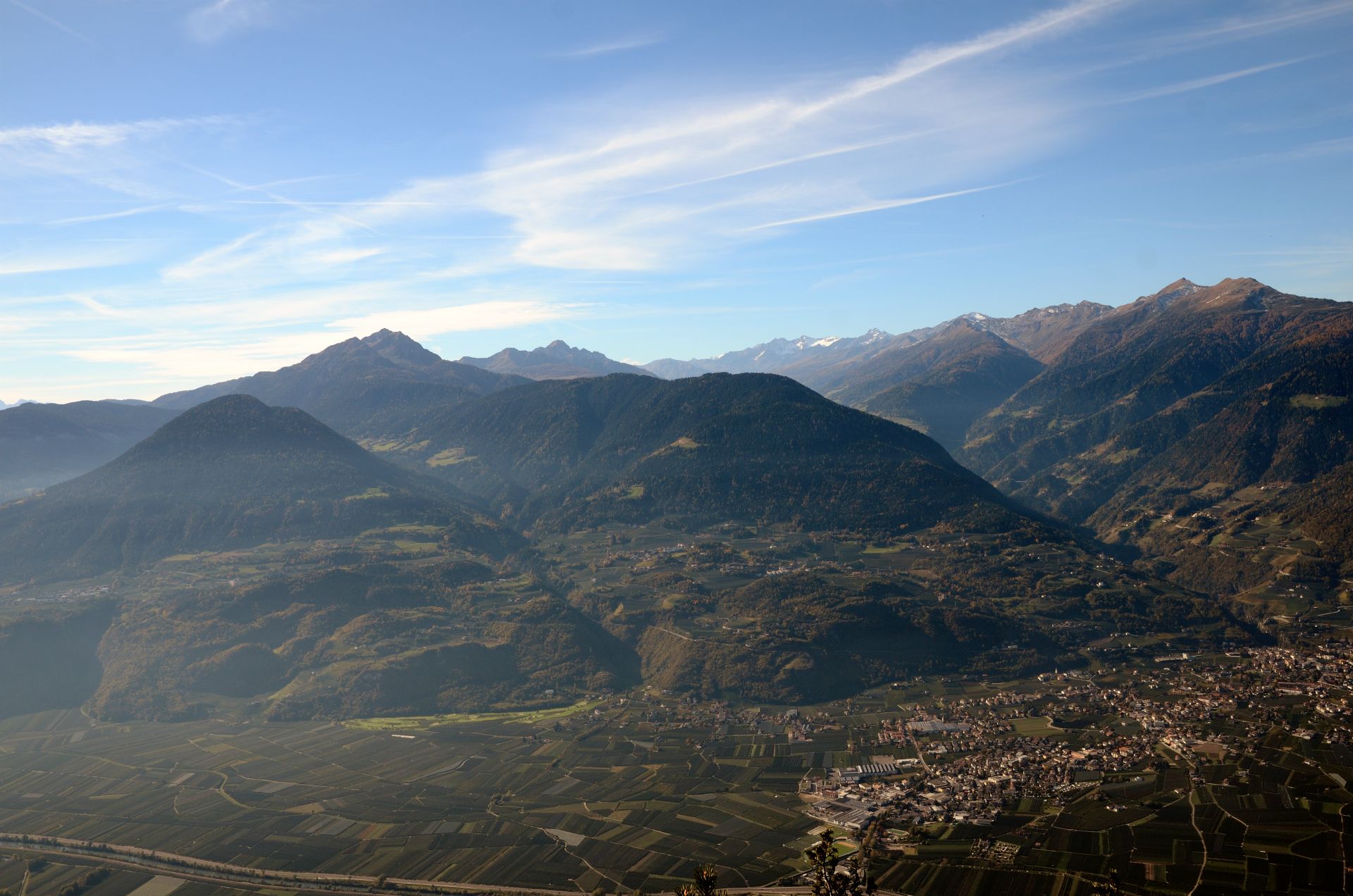 Knottnkino, unten Lana, rechts das Ultental, Mitte-Links die Kleine und Grosse Laugenspitze, das sind nur ein paar wenige Ausblicke von vielen...